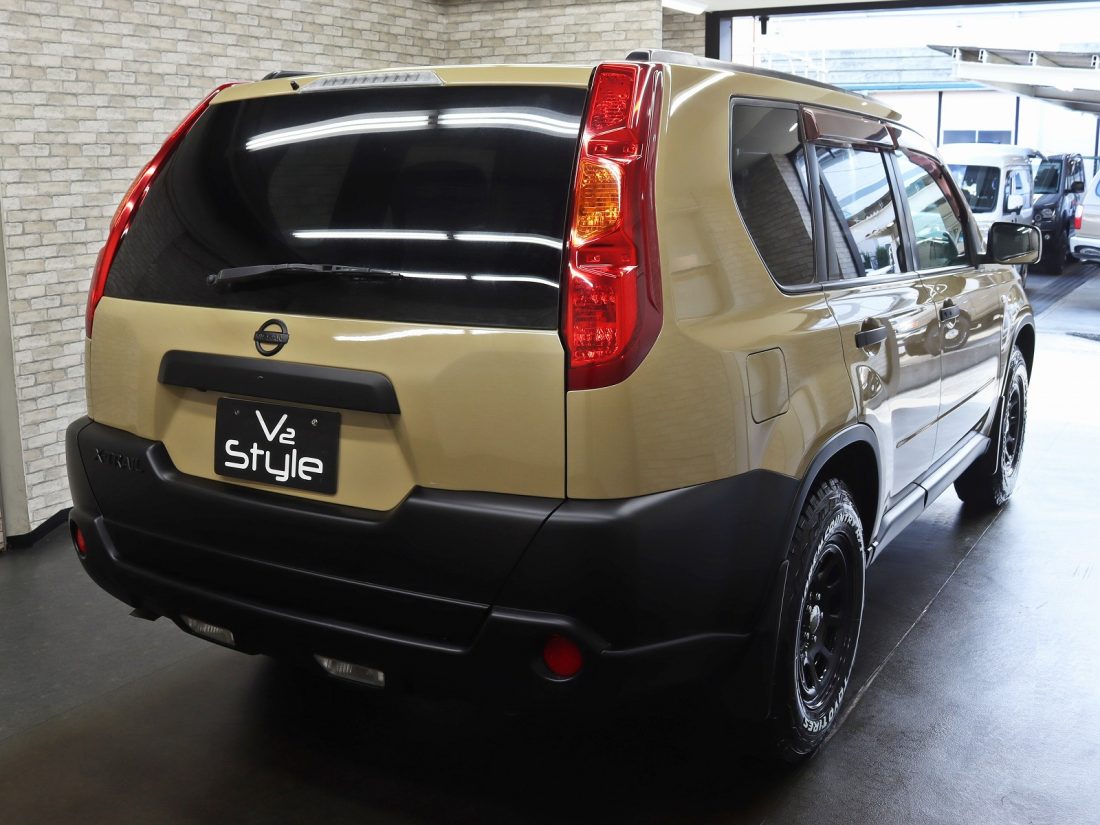 日産 エクストレイル 20Xtt｜LINEUPV2＝SUV×カスタム